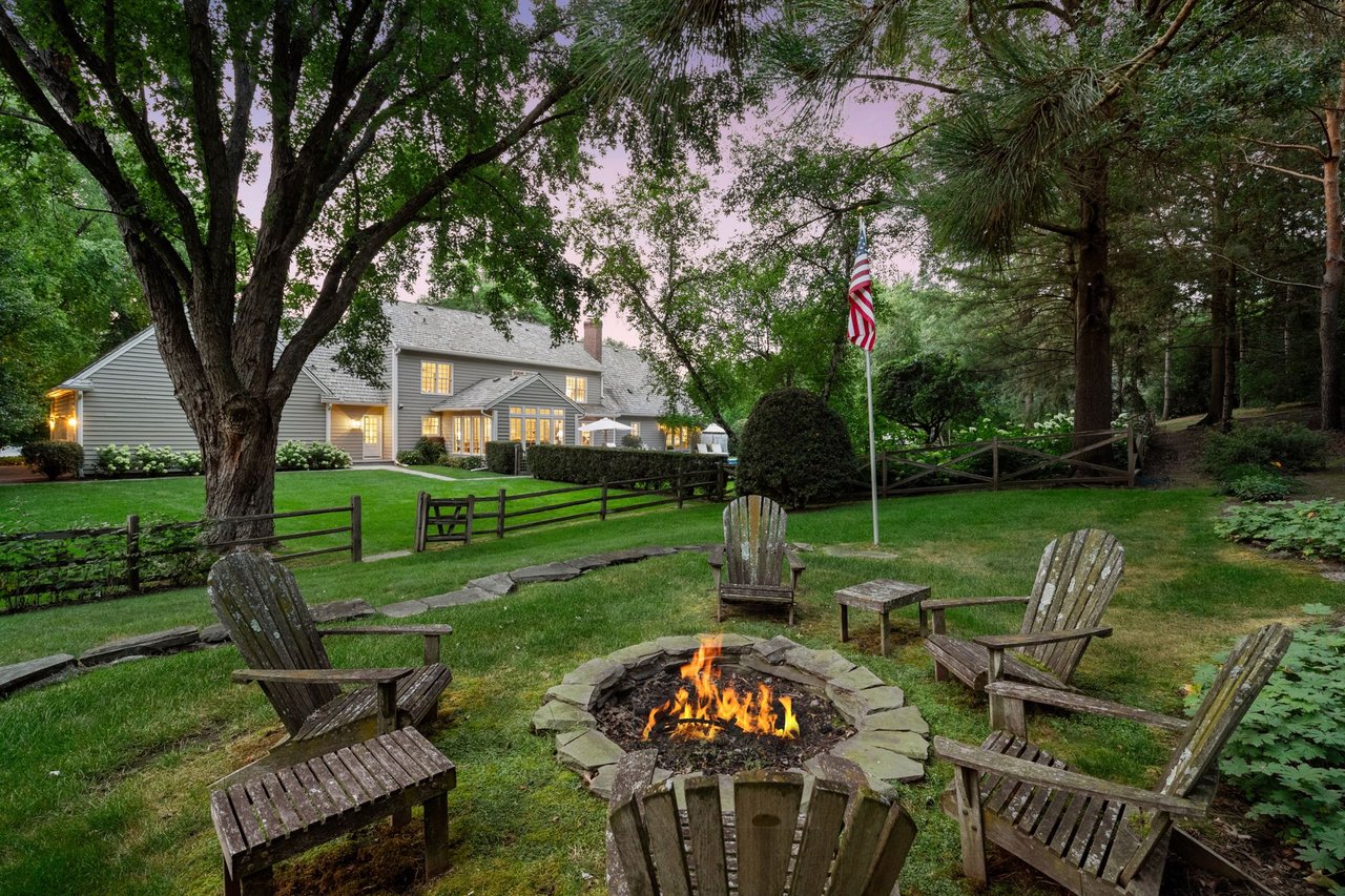 235 Hollander Road, Wayzata