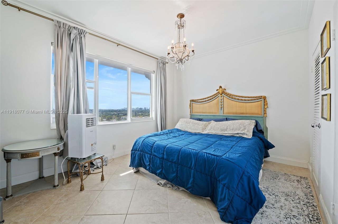 Carlisle On The Ocean Condo, Unit PH14