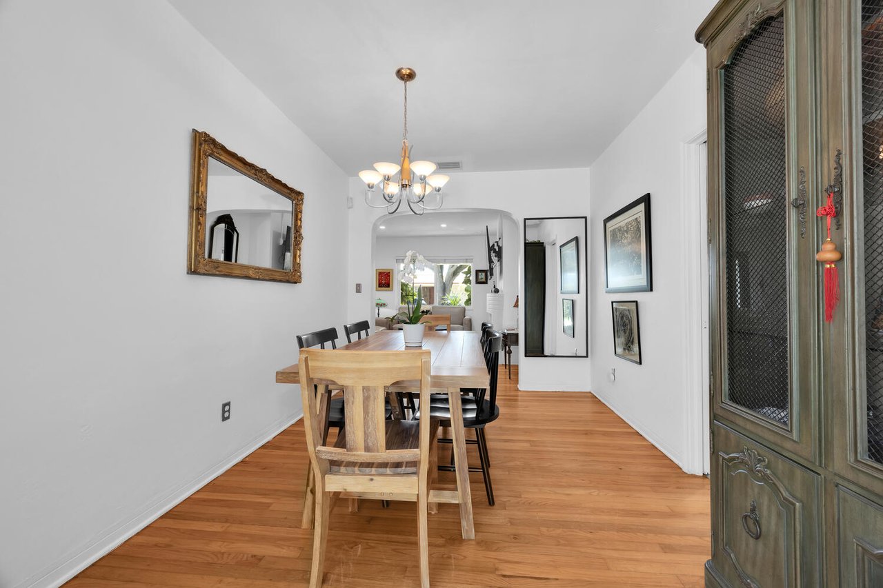 Charming Pool Home at 1005 Columbus Blvd