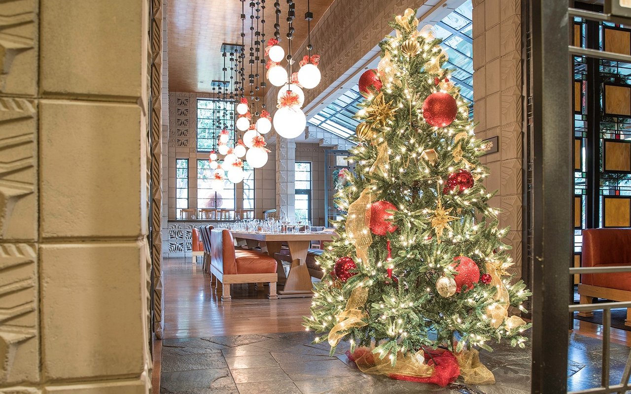 Best Places in North Central Phoenix for Christmas Day Dinner – Without the Mess