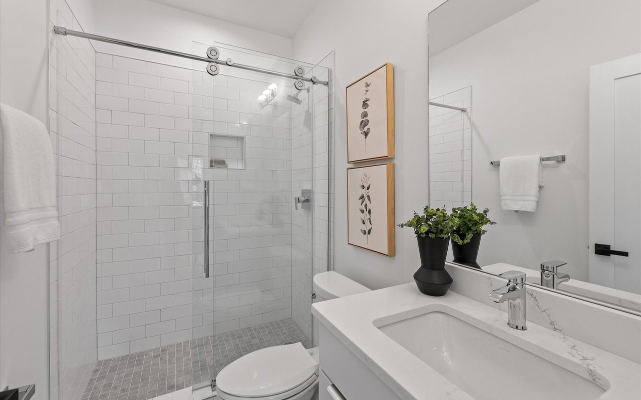 813 N Roxboro Street