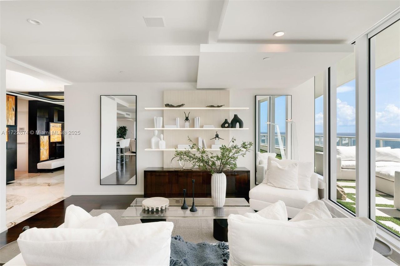 1 Fort Lauderdale Beach Blvd #2102