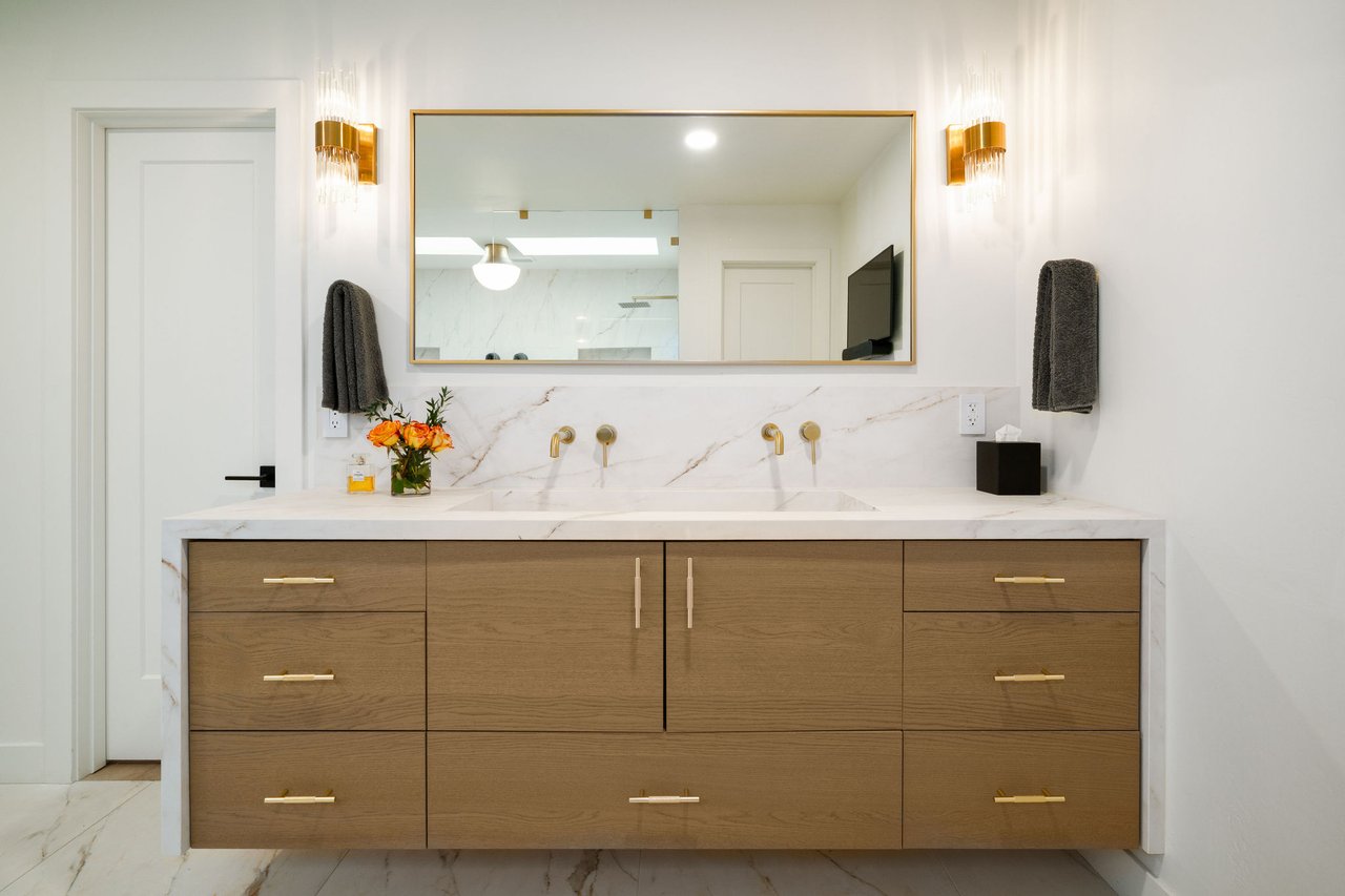 2737 E ARIZONA BILTMORE Circle 3