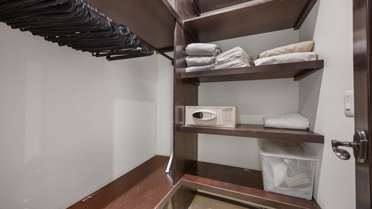 La Antigua Unit 16 - Home Steps From the Beach