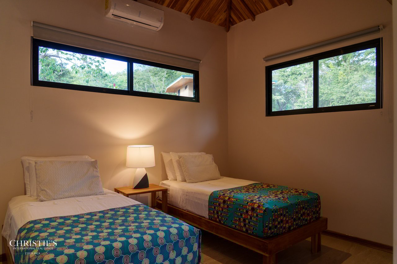 Tropical Villas Estate: A Unique Opportunity with 4 Private Villas