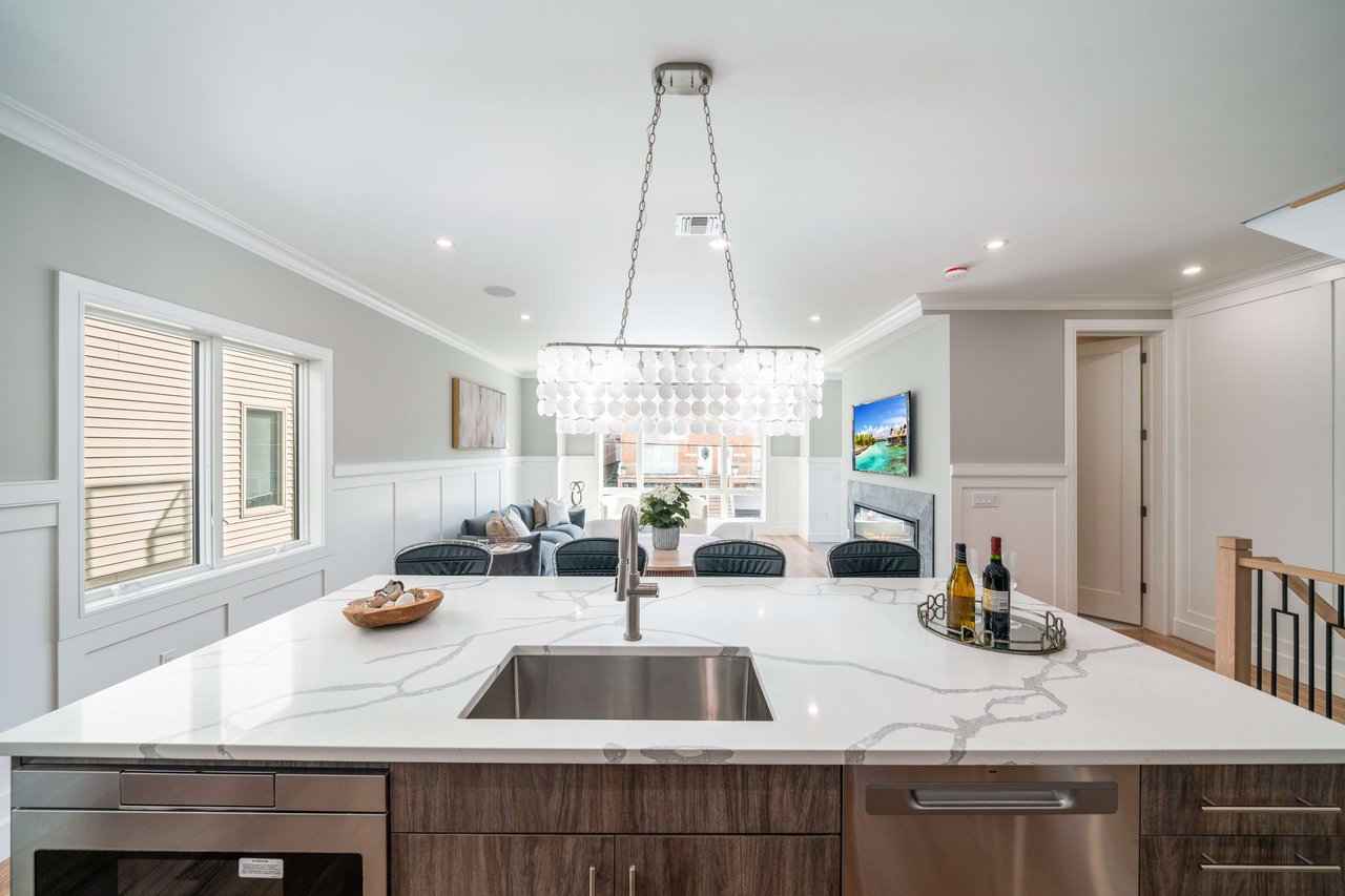 317 8th Street 2