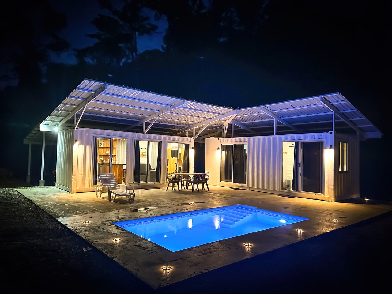 Ocean View Home in Portasol, 2 Bed, 1 Bath, Pool, Private Waterfall & Extra Building Site