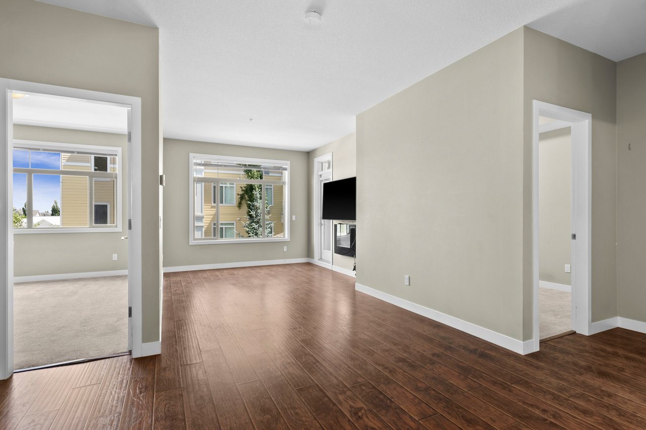 22 Auburn Bay Link SE Unit: 306