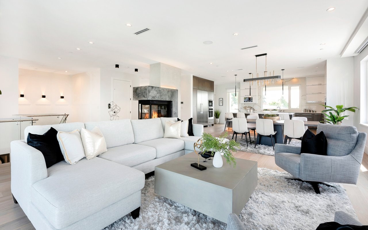 Why Now May Be a Key 2025 Moment to Sell Your House