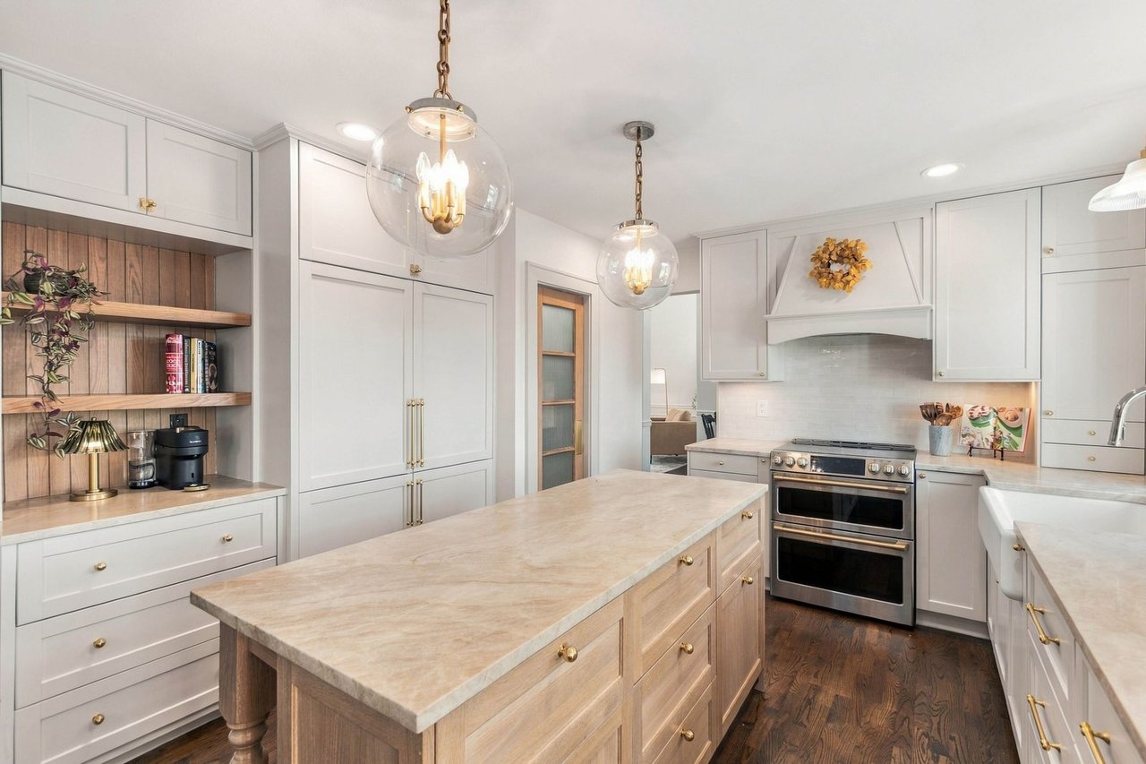 Sky Island Lifestyle Sweeping Valley Views