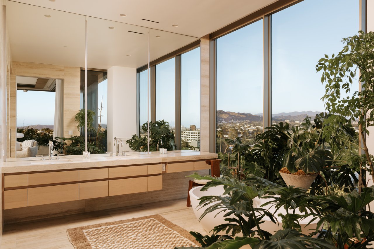 8899 Beverly Blvd Unit: 8B, West Hollywood 