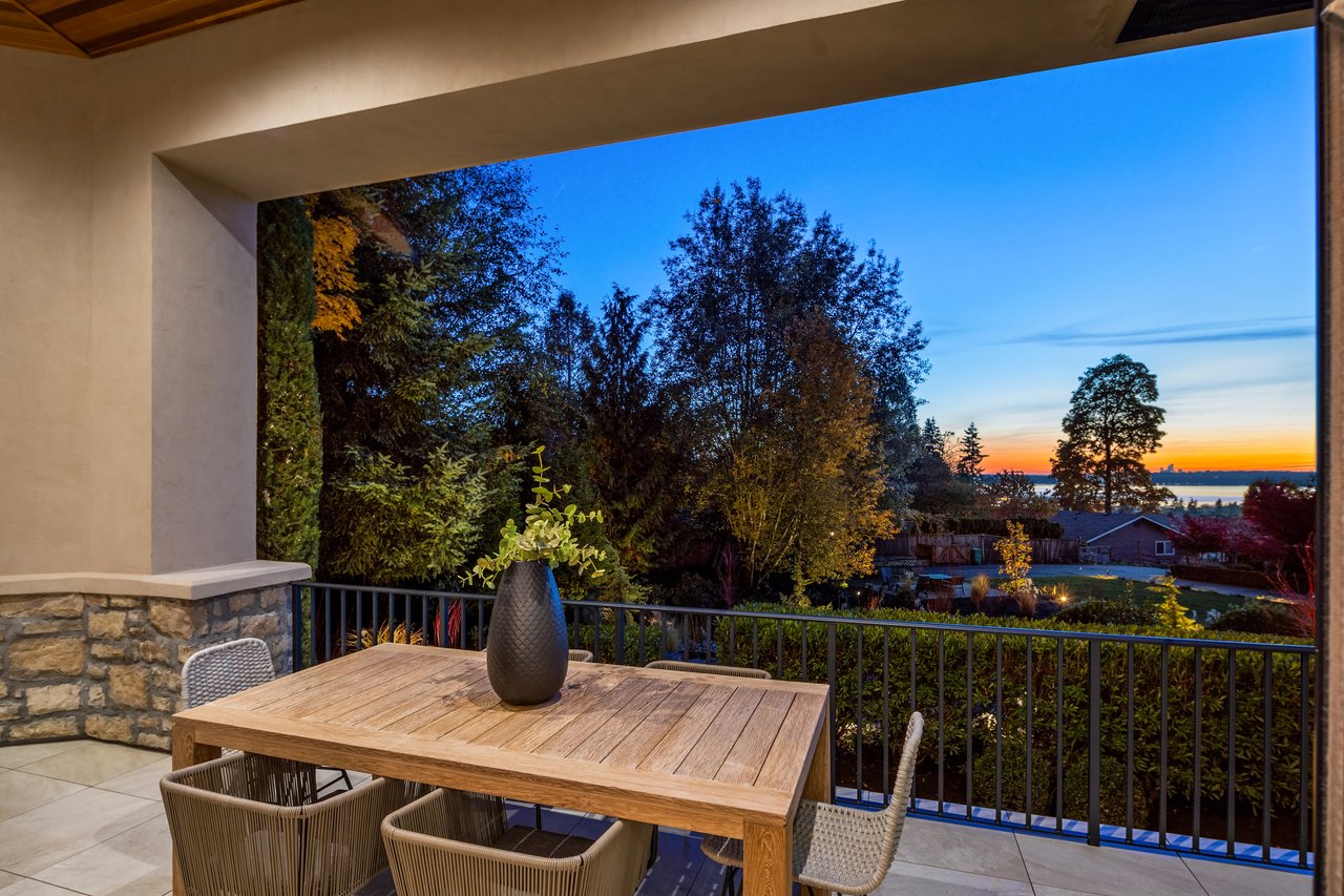 9228 112th Avenue NE