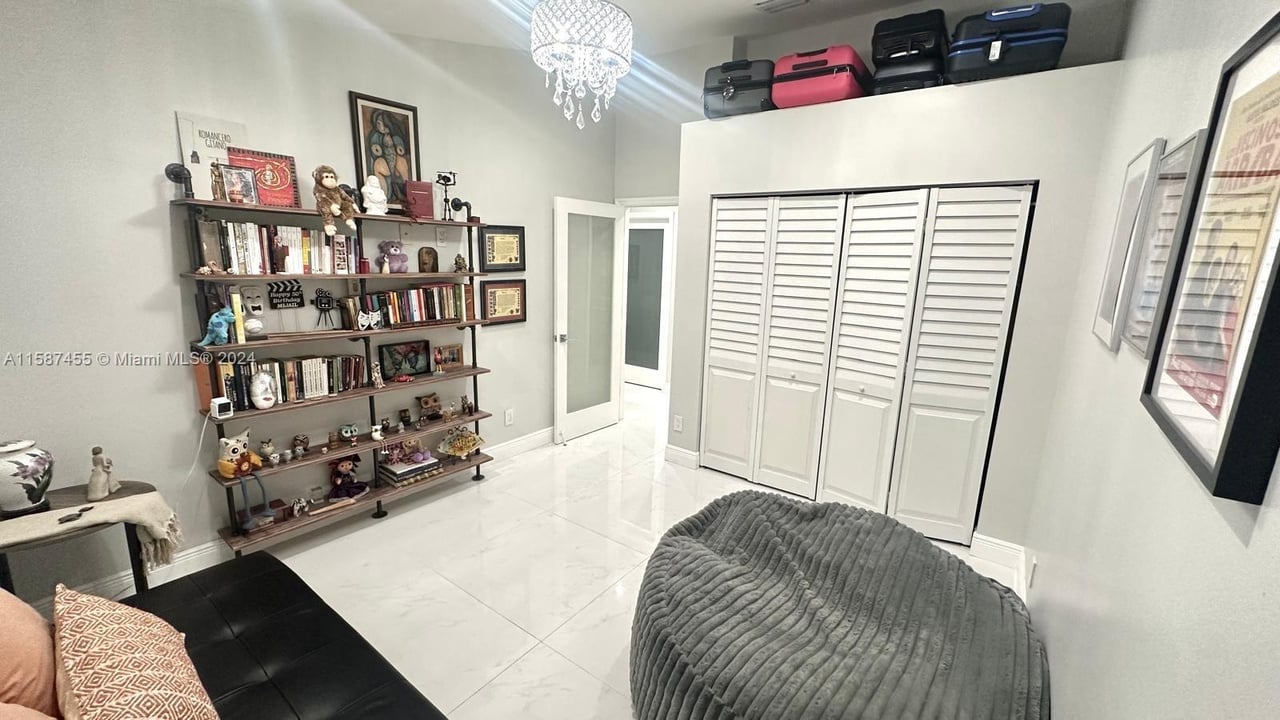 18226 SW 29 St Miramar