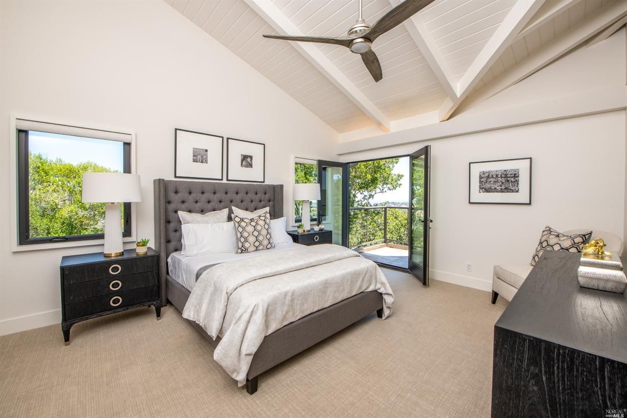 731 Fawn Dr