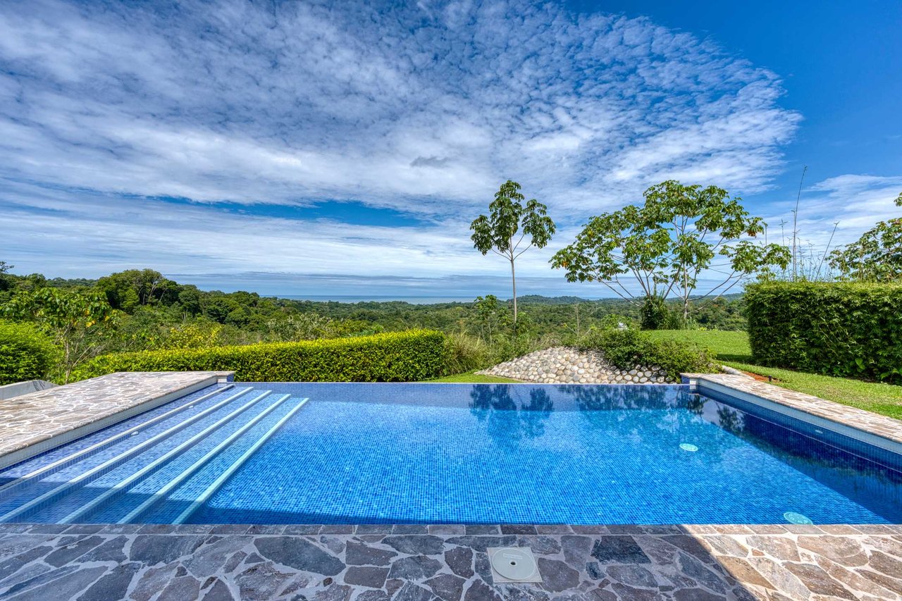 ELEGANT LUXURY HOME PLUS EXTRA LOT WITH OCEAN AND MOUNTAIN VIEWS