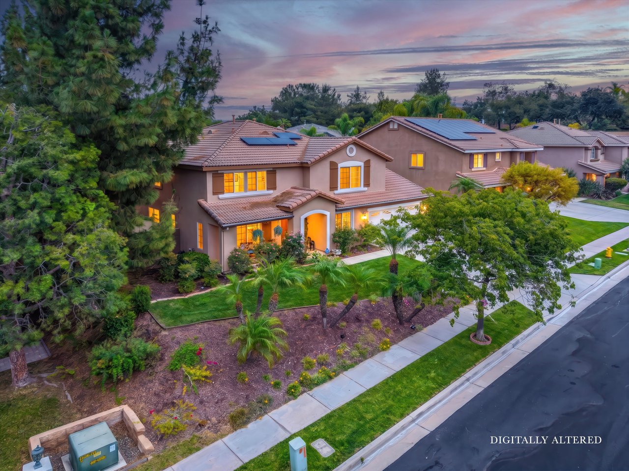 4015 Belfry Cir, Corona, CA 92883