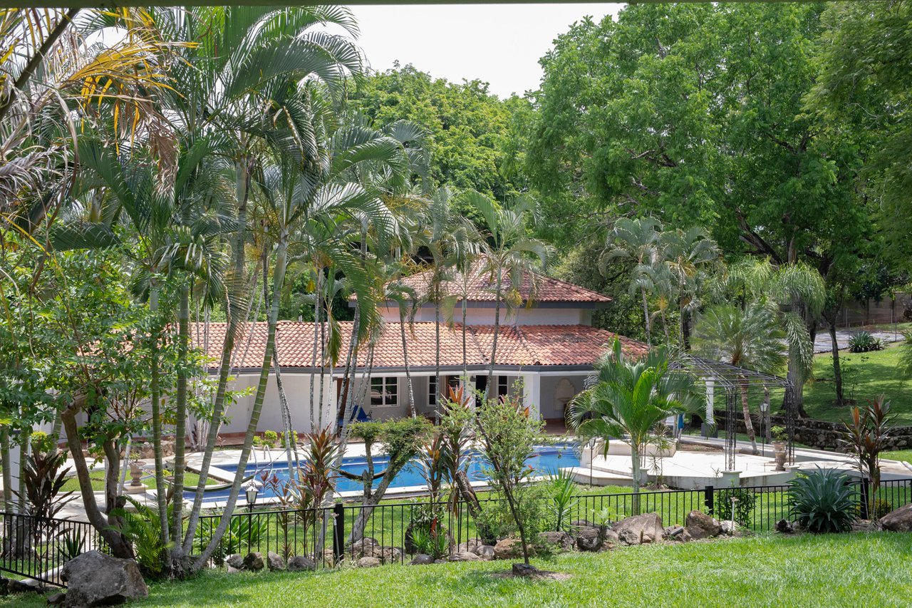 Tropical Ocean View Home in Malpais, Alajuela