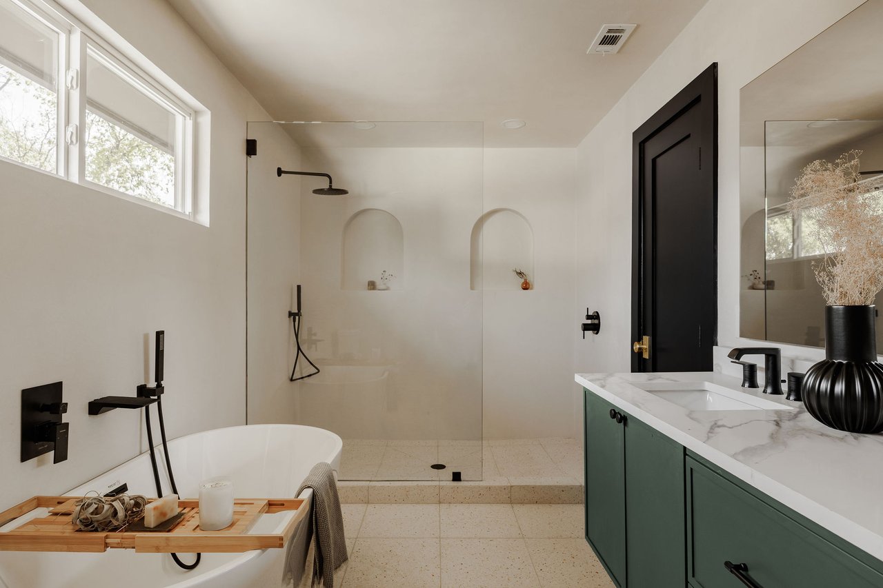 2210 Comburg Castle WAY