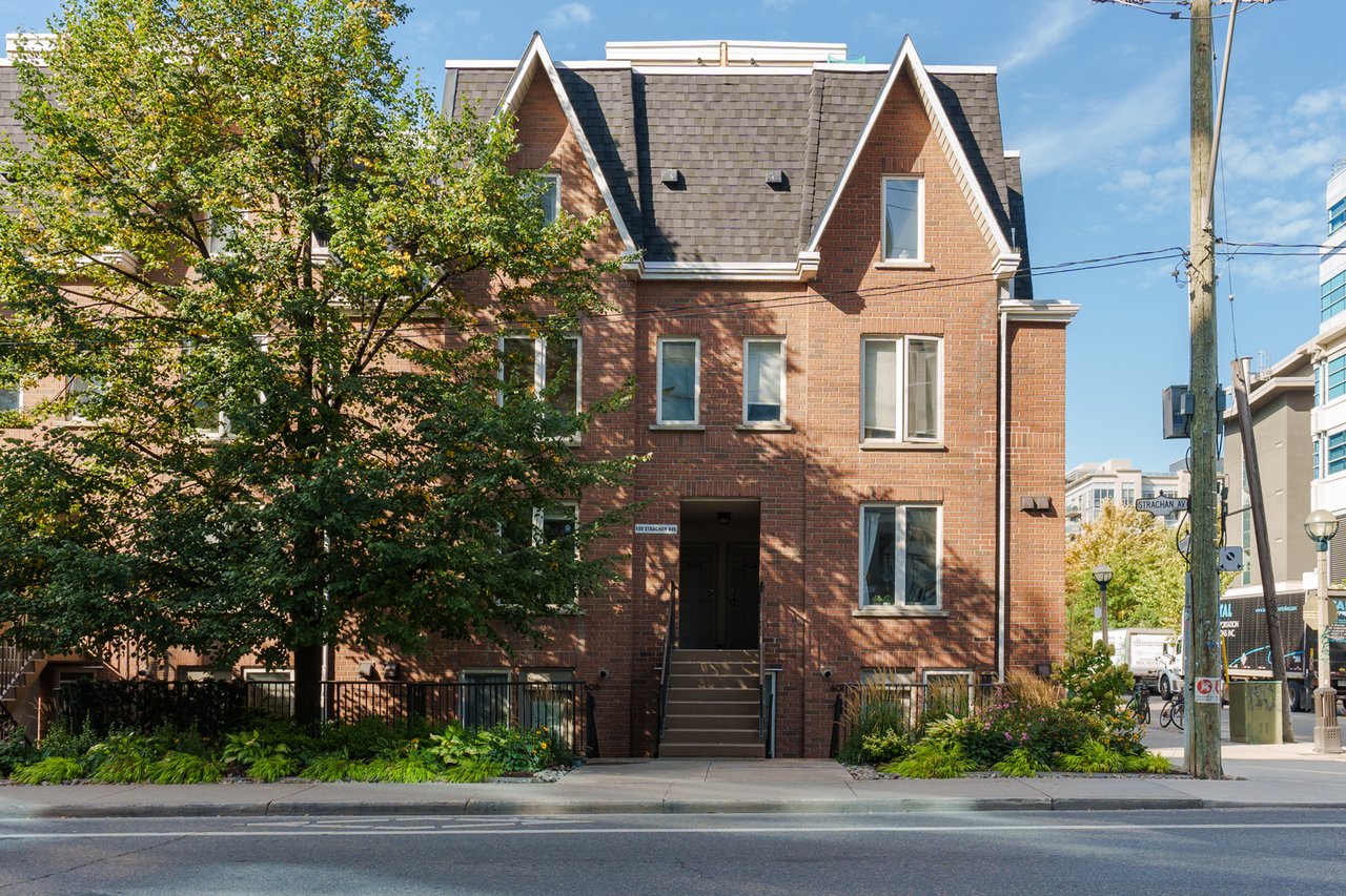 100 Strachan Ave 607