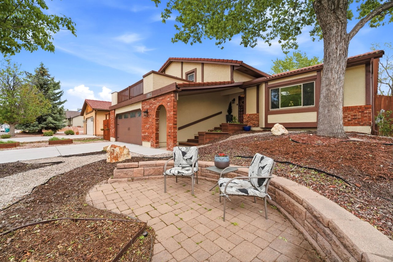 4055 Thundercloud Drive