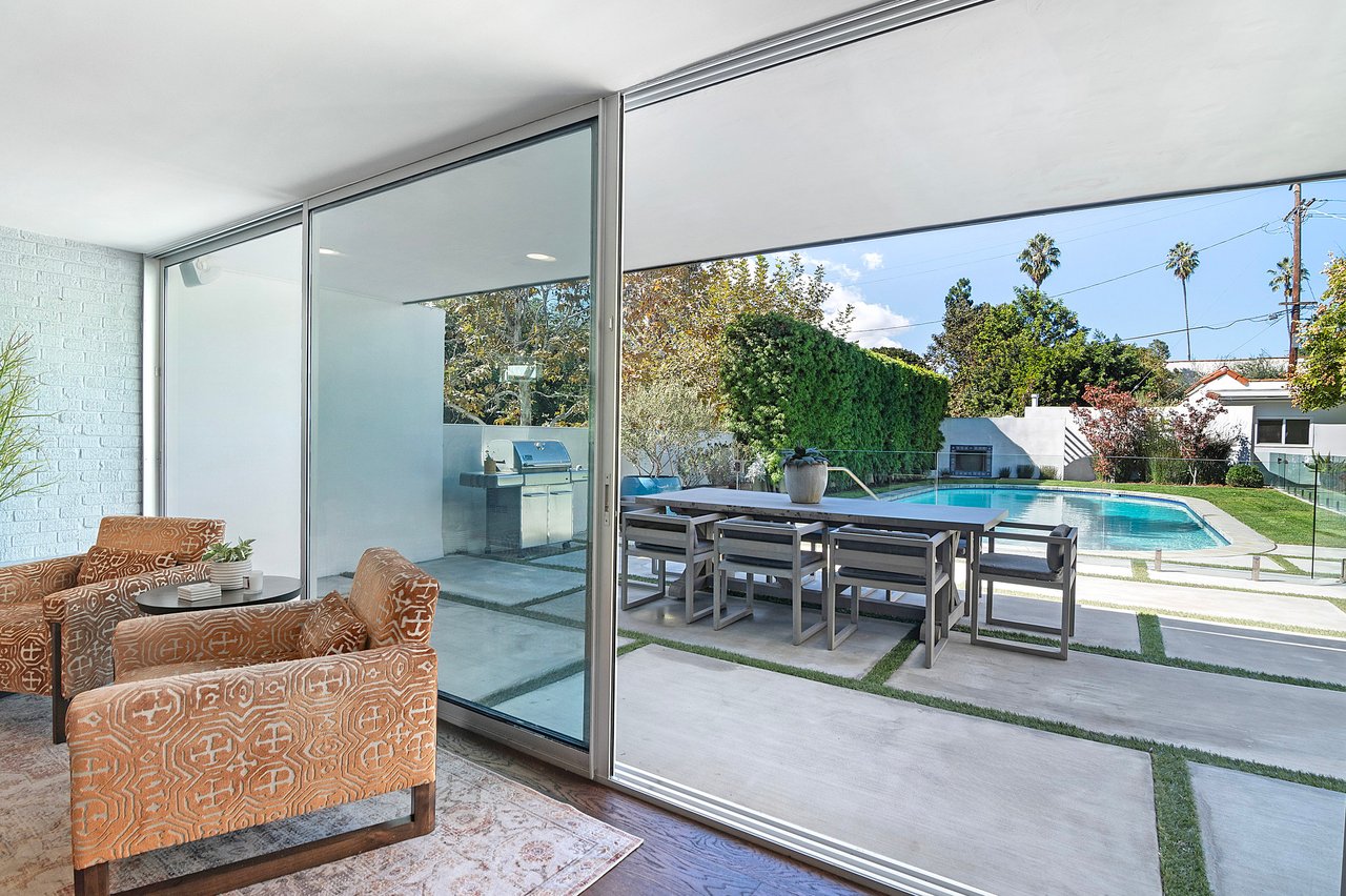 501 N Cahuenga Blvd.