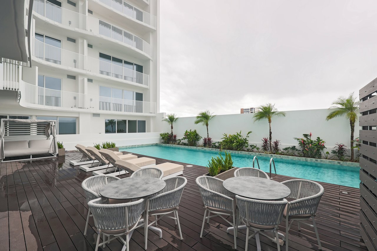 Contemporary City View Apartment, Sabana and Rohrmoser, San Jose