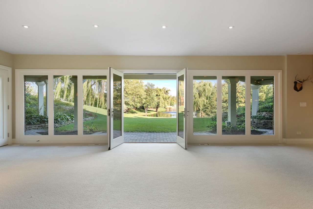 This Spectacular Home Exudes An Upscale Lifestyle With Modern Clean Lines