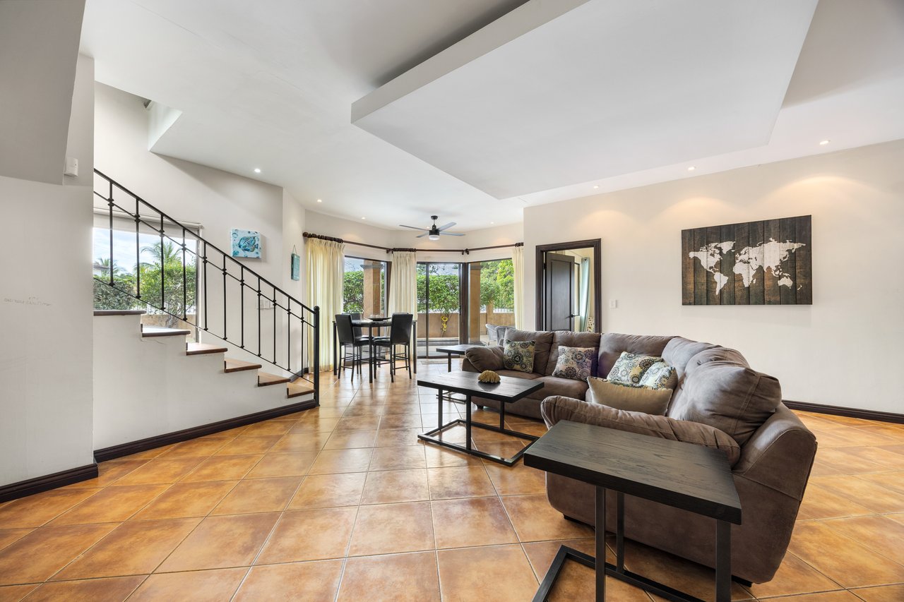 Casa de Vida, Altos de Flamingo | Mediterranean-Style Villa with Pool & Guest House Near Playa Flamingo