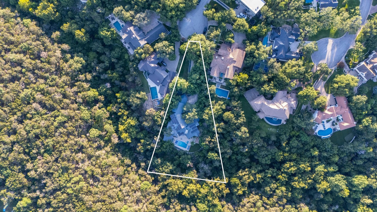 3200 Three Rivers Drive