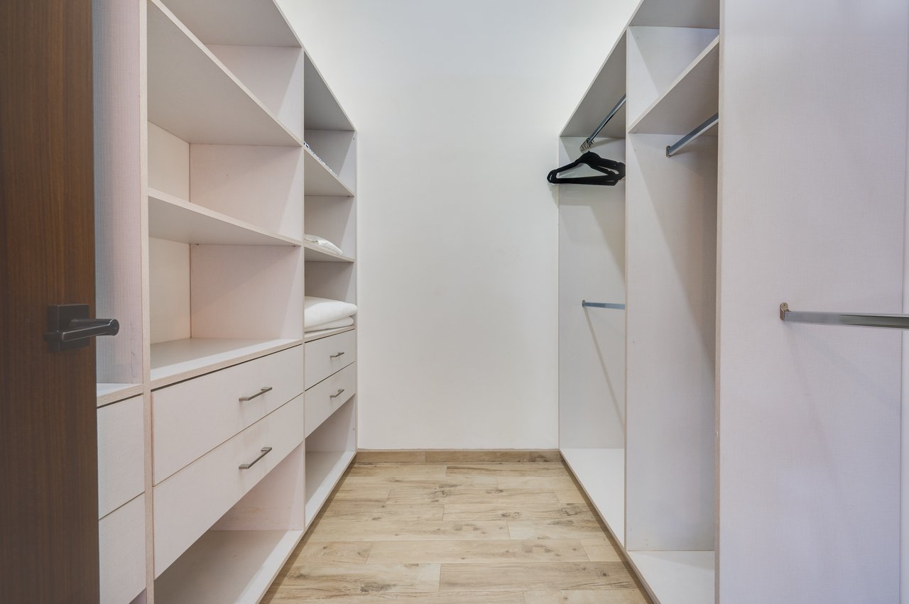 Casa Pachote | Exquisite 4-Bedroom Luxury Home in Hacienda Pinilla’s Reserva de Golf