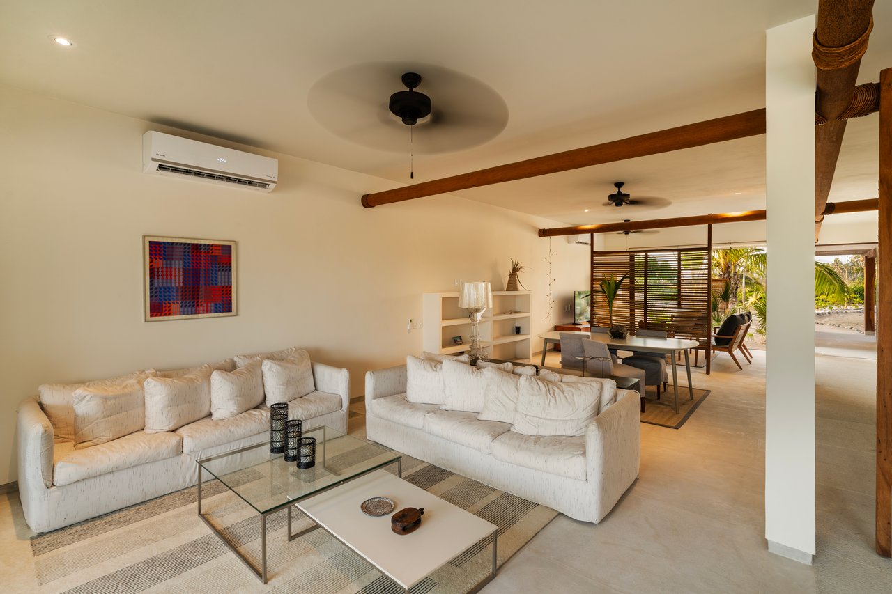 Marea Beachfront Casa VR6