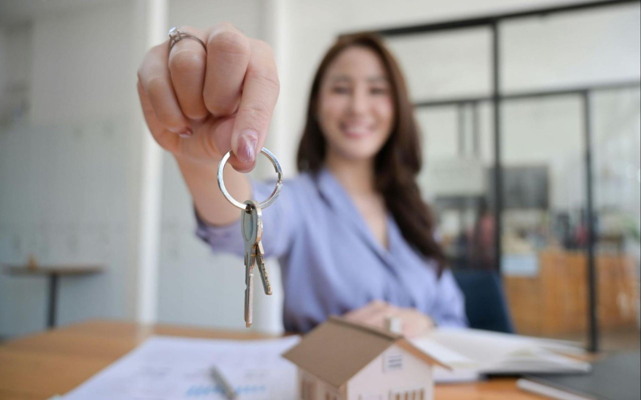 Understanding Real Estate Contingencies When Buying in Barton Creek
