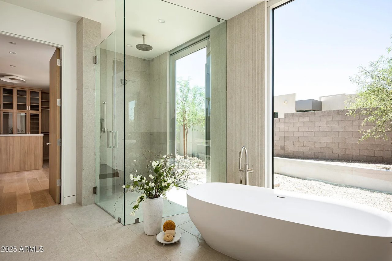 5120 N CASA BLANCA Drive