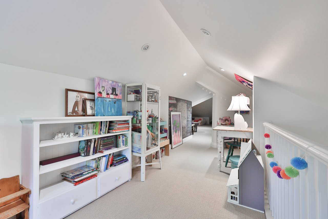 52 Kerr Street, Oakville