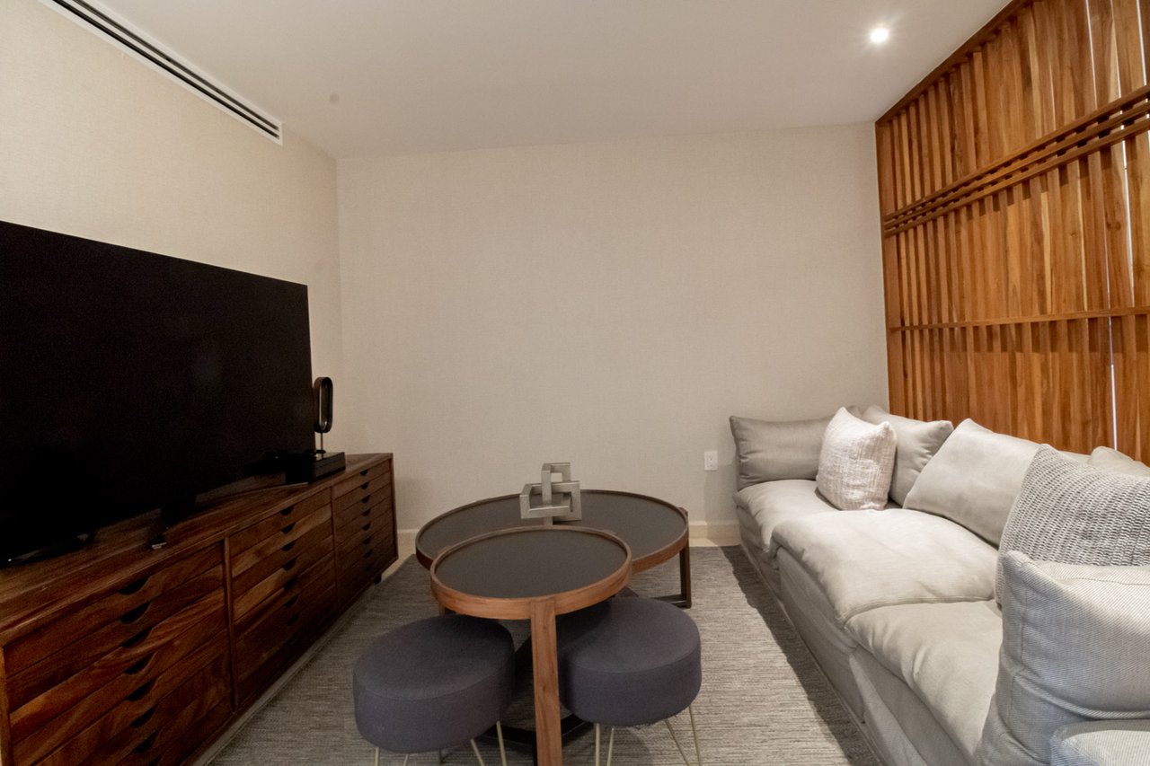 Penthouse | Antaal