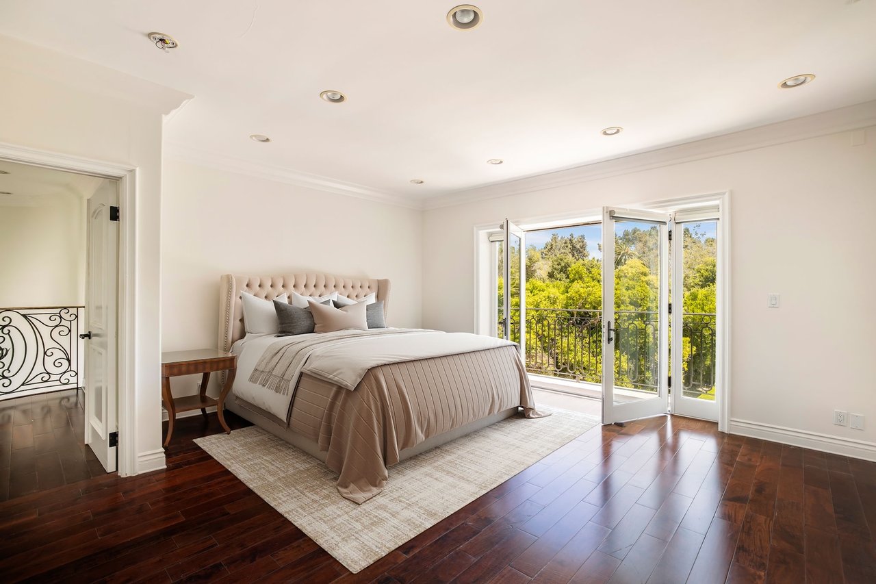 10914 Bellagio Rd
