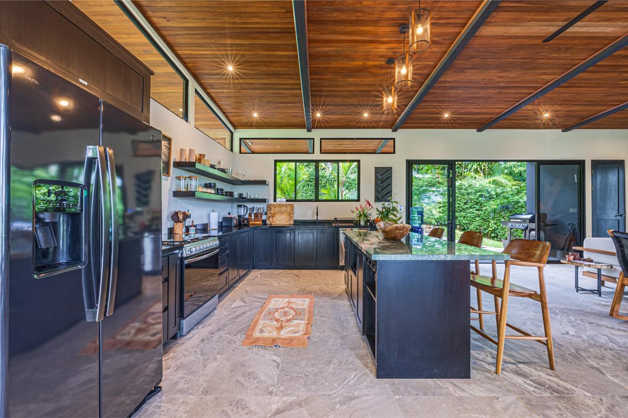 Luxury Jungle Retreat Villas, Perez Zeledon, San Jose
