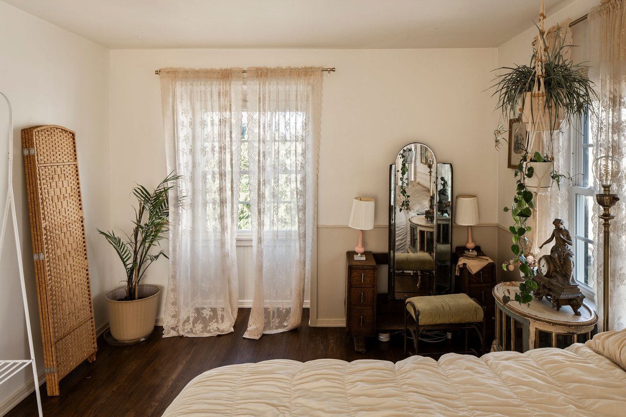 The Perry Farmhouse in Van Nuys, A Rare Rustic Compound