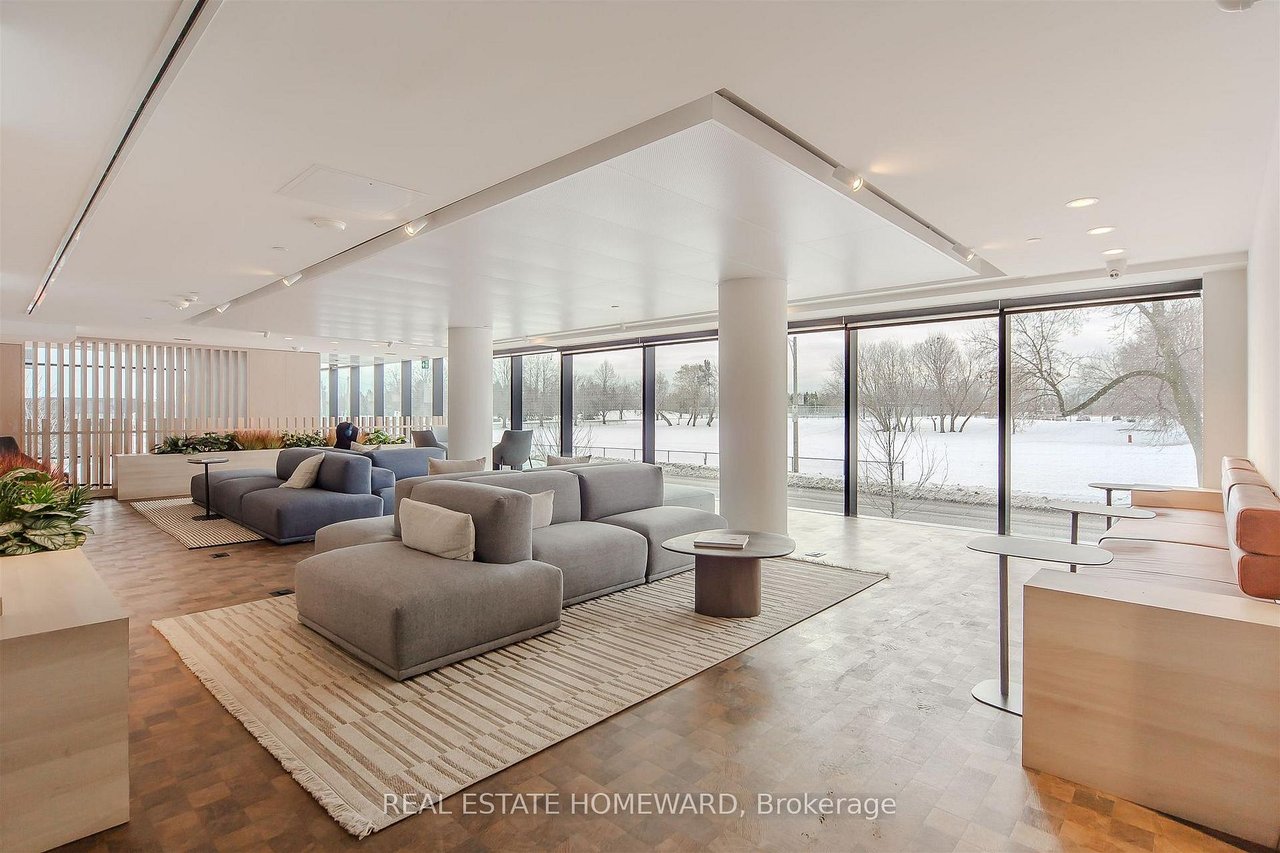 PENTHOUSE BY THE BEACHES 