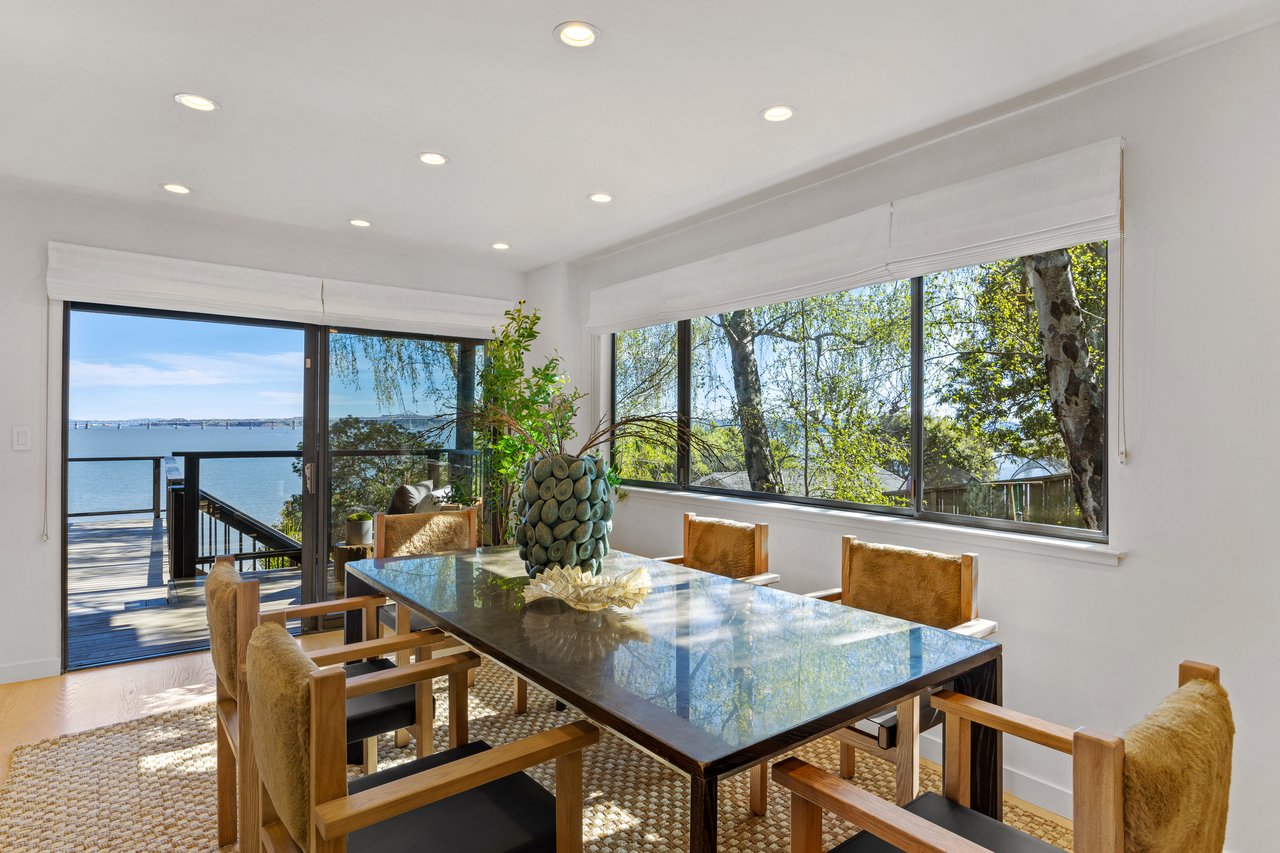 Gated View Residence on the Water