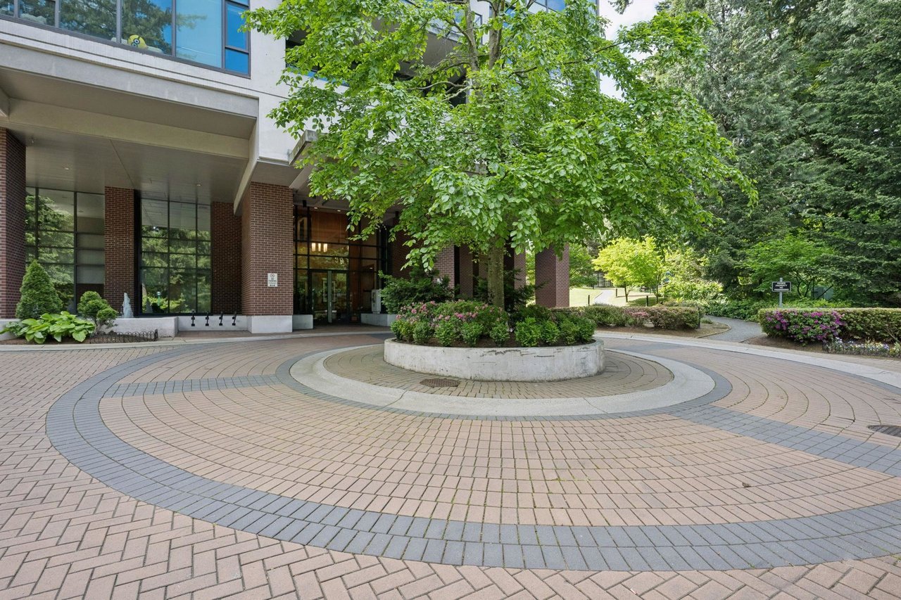 1201-7088 18th Ave Unit: 1201
