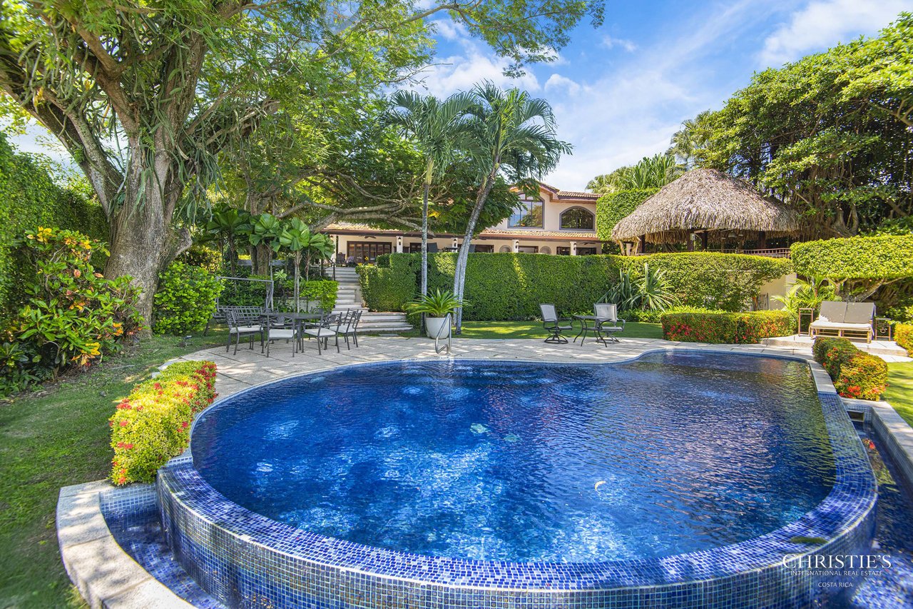 Casa Nacar: Ocean View Private Luxury Retreat Near World-Class Golf & Marina