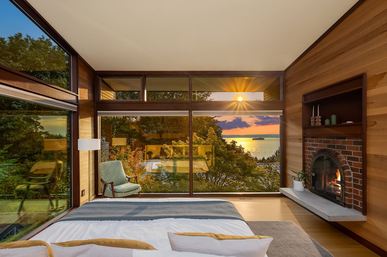 4343 W McLaren Street