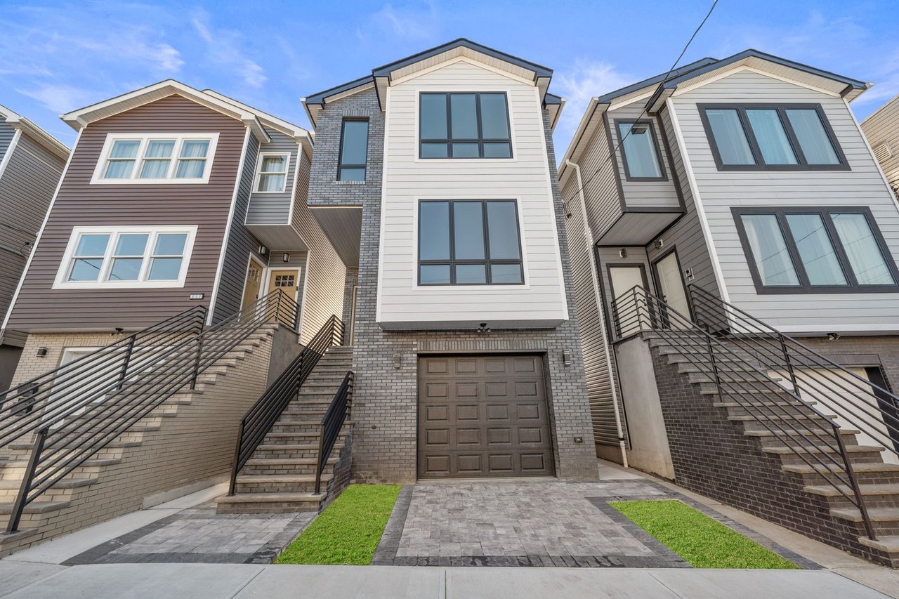 279 Pearsall Ave, Unit 1