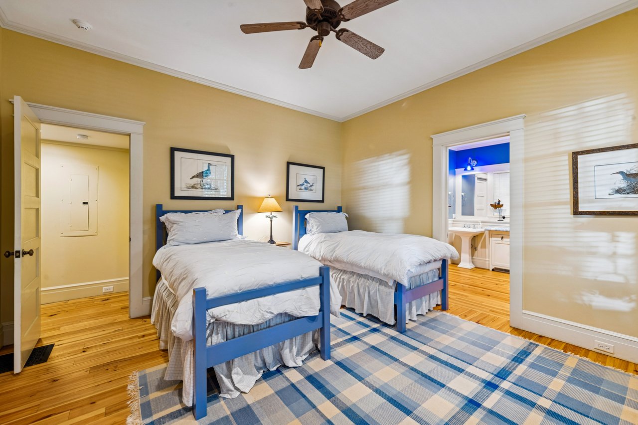 25 Goose Pond Circle 