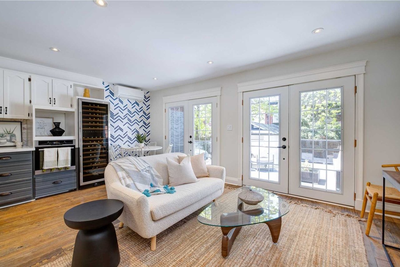 74 Hammersmith Ave