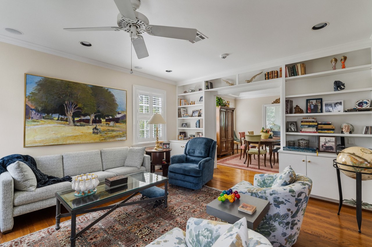 2126 Dryden