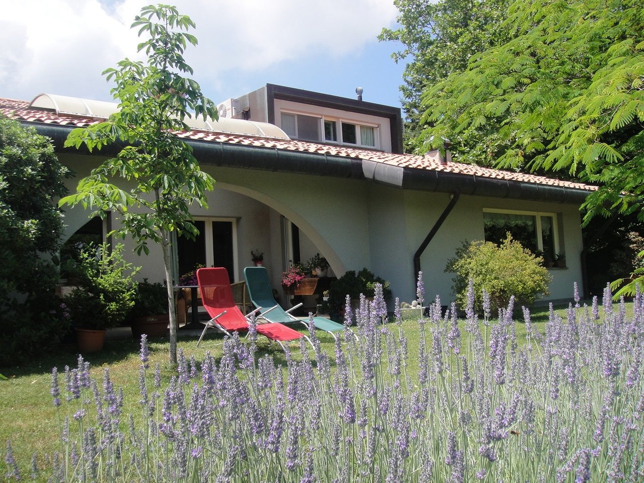 Two Story Villa with Garden