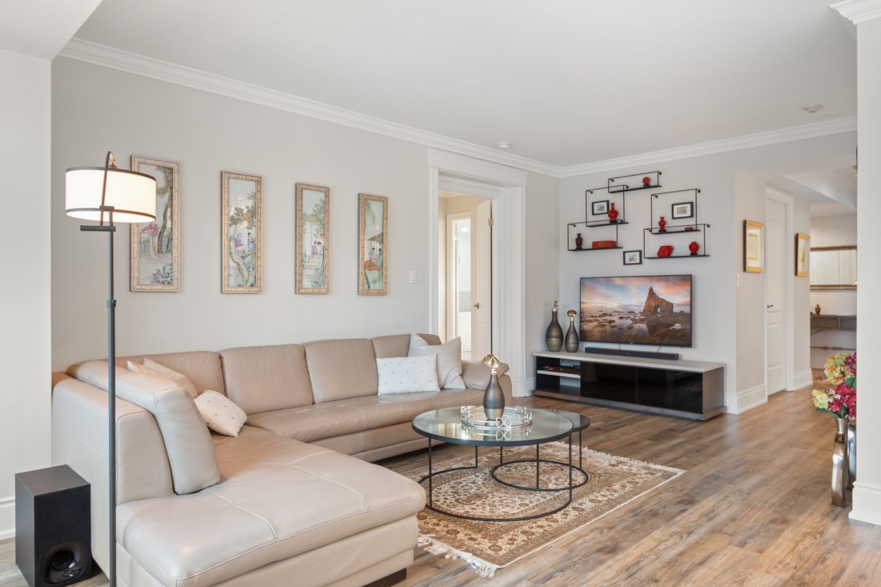 721 - 28 William Carson Crescent