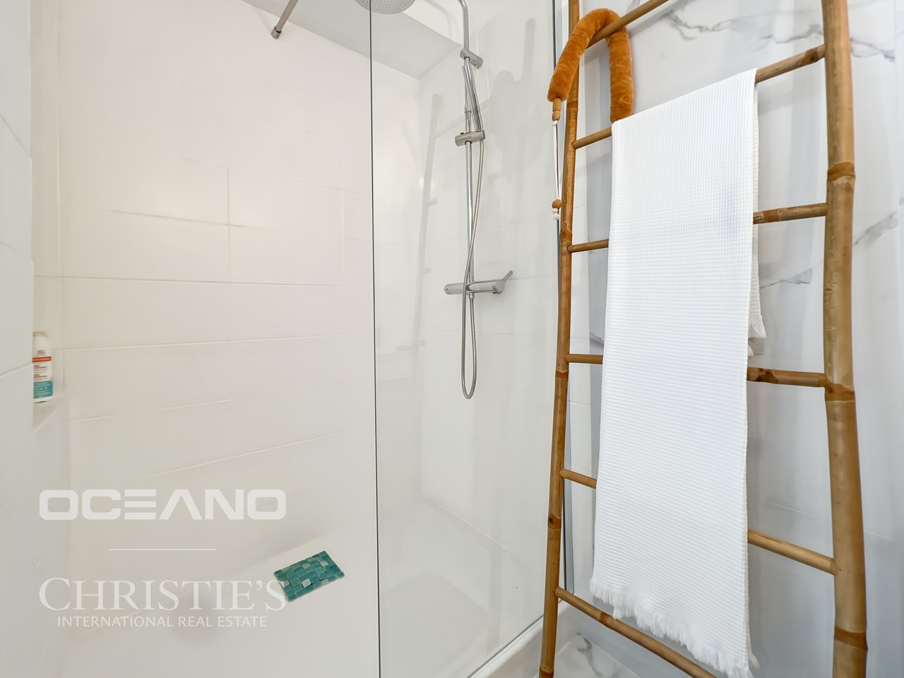 Sea View – Mont Vernon – 3 Bedrooms, 3 Bathrooms – OCEANO Christie’s International Real Estate